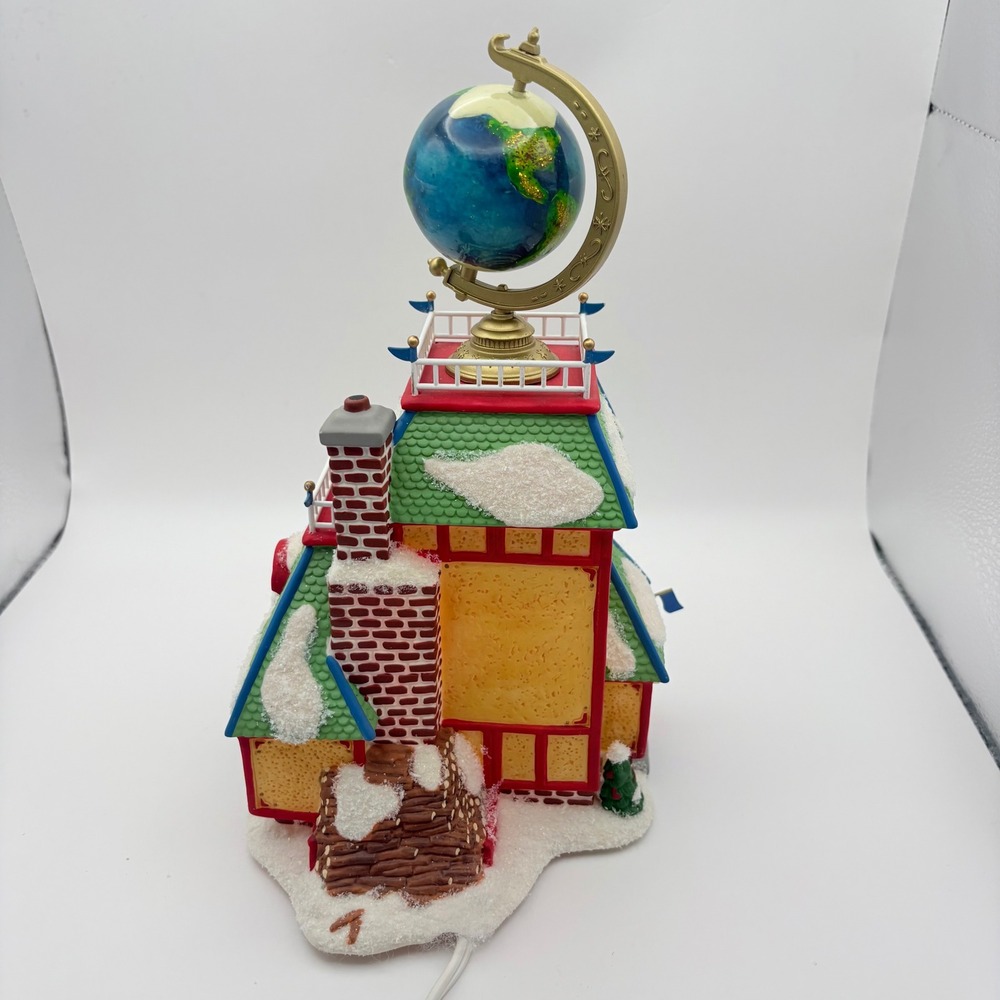 Dept 56 North Pole Series Around the World in 24 Hours Flight Center 56.56790 - Picture 3 of 8